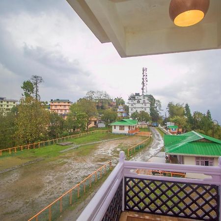 The Pelling Resort Bagian luar foto
