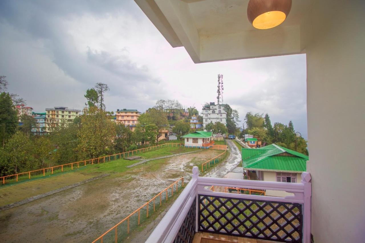 The Pelling Resort Bagian luar foto