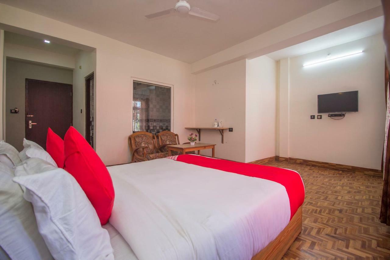 The Pelling Resort Bagian luar foto